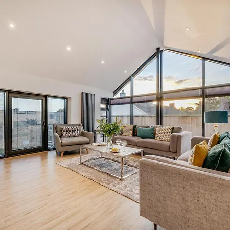 Holiday home 4 Bed In 83250